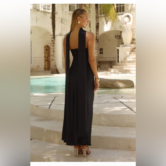 Runaway the label Elsa silk maxi dress in Black Evening Gown - Picture 2 of 8